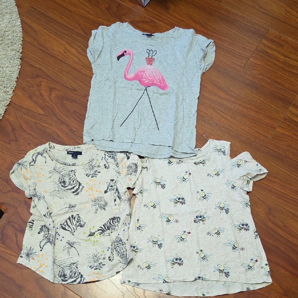 GAP Kids Gray, Pink, and Cream Graphic Tees